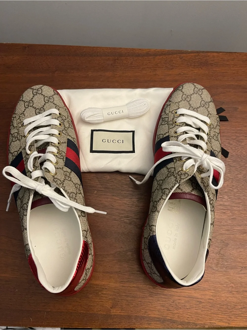 🦁 Gucci Ace GG Supreme Sneakers
